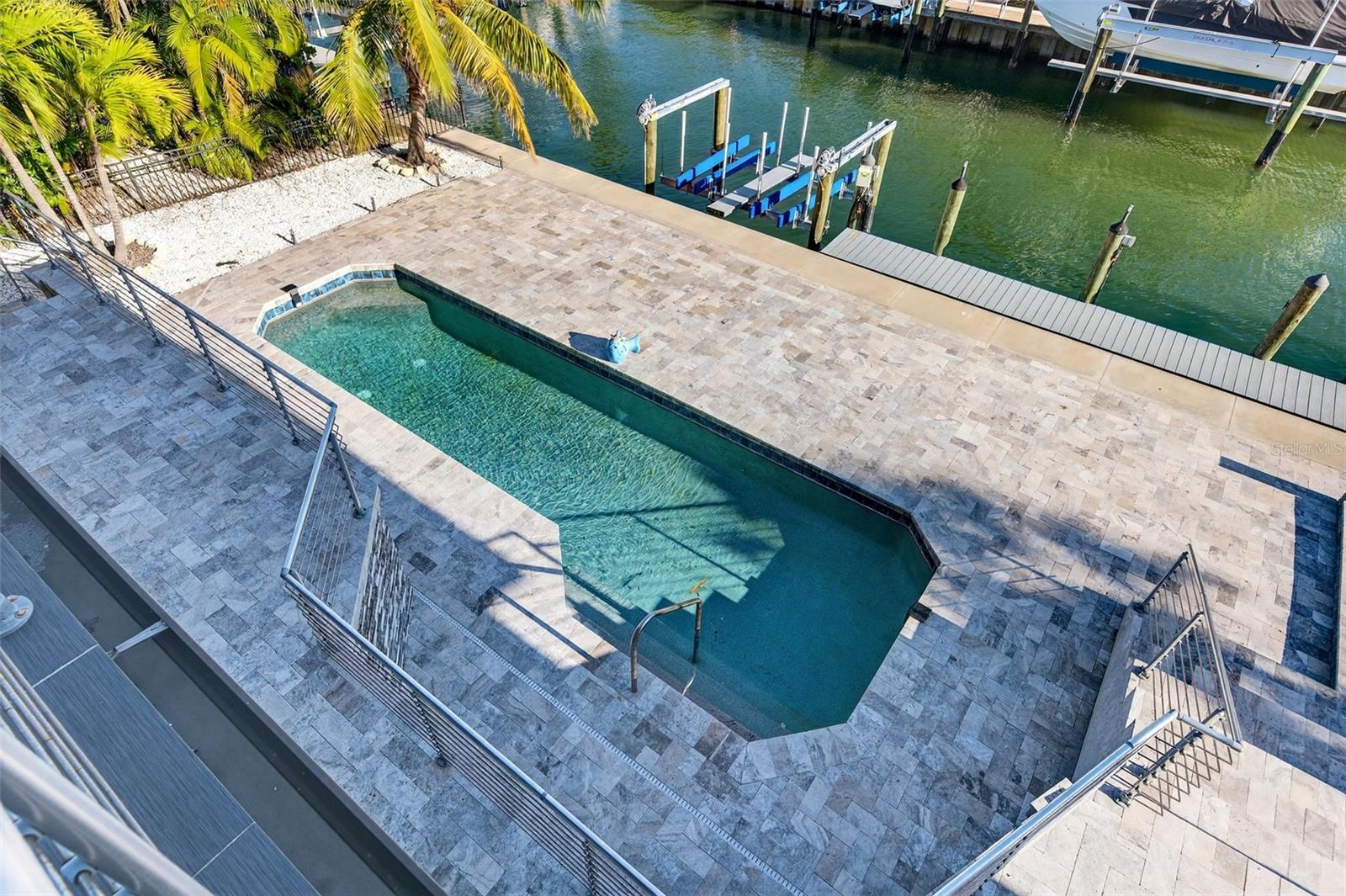 A4675541 Property Photo