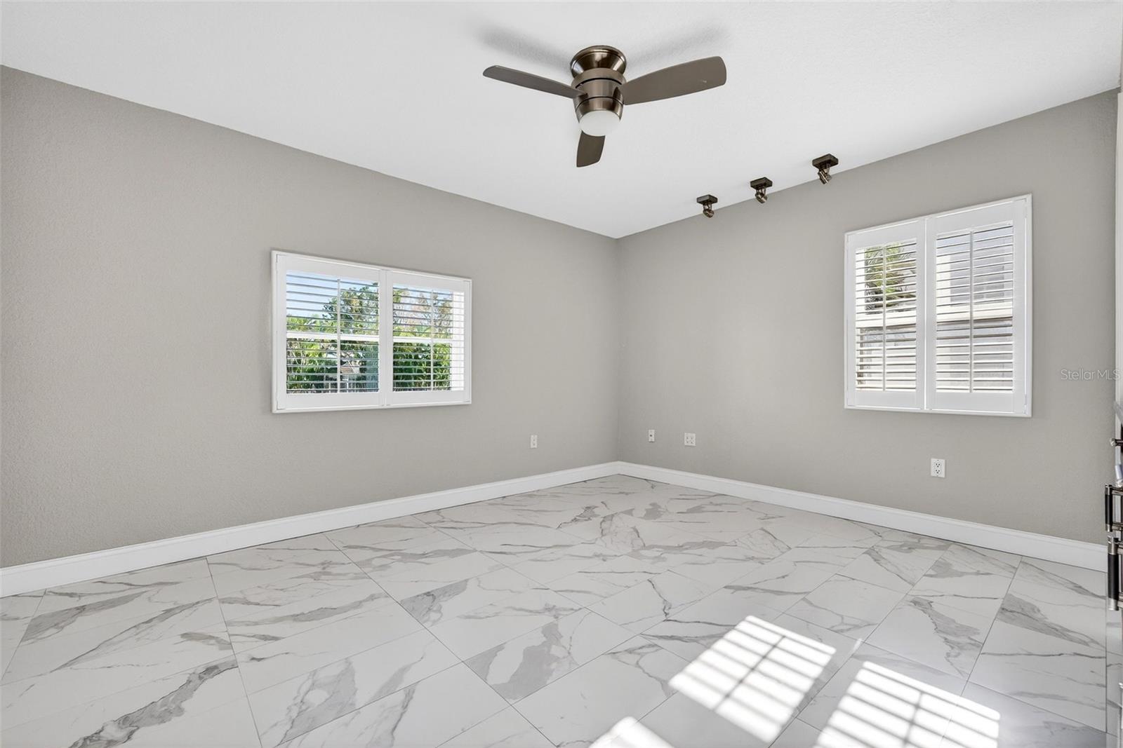 A4675541 Property Photo