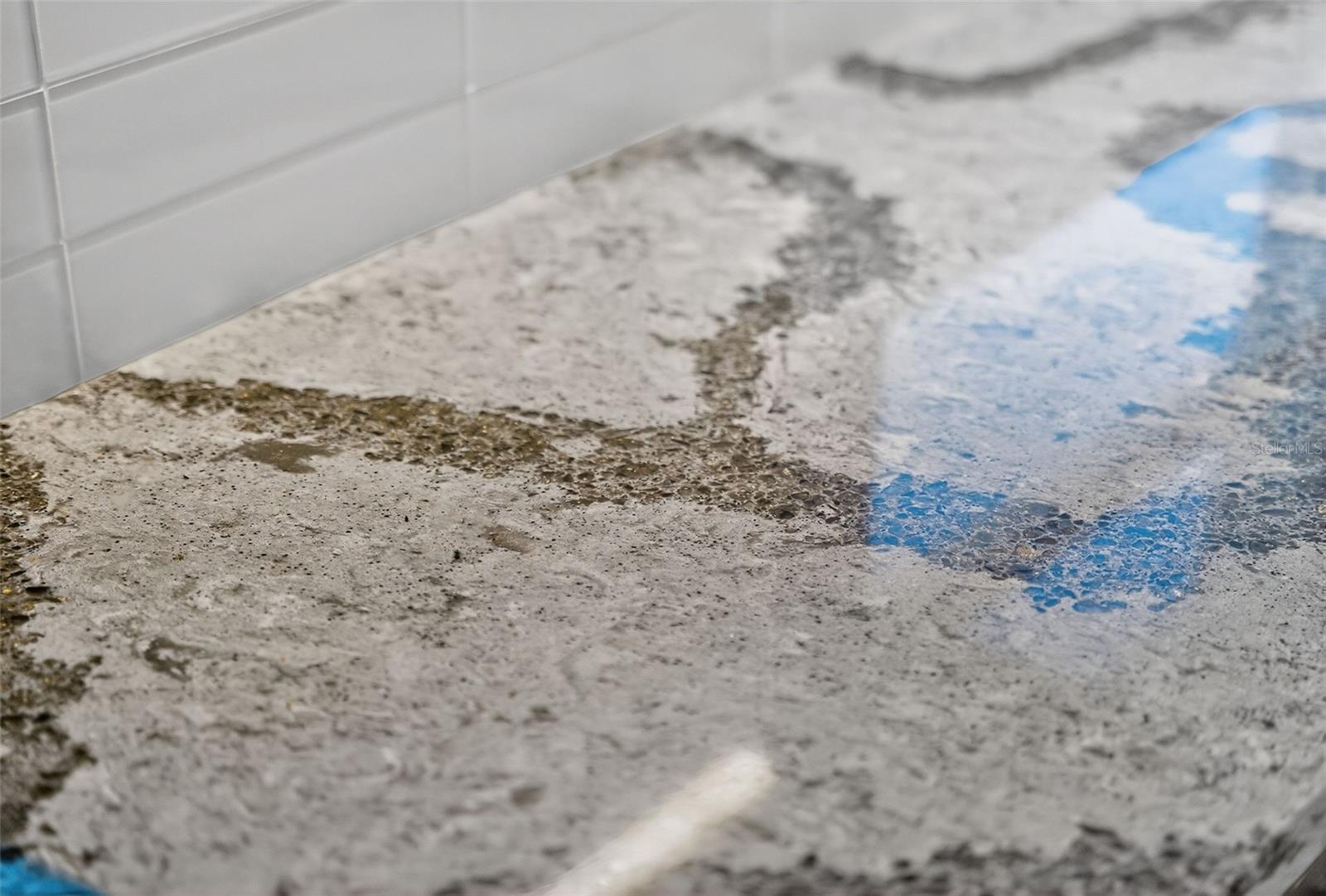 A4675541 Property Photo