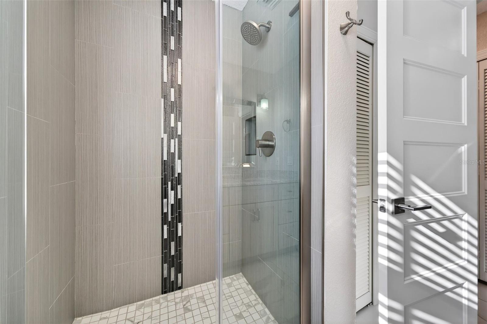 A4675541 Property Photo