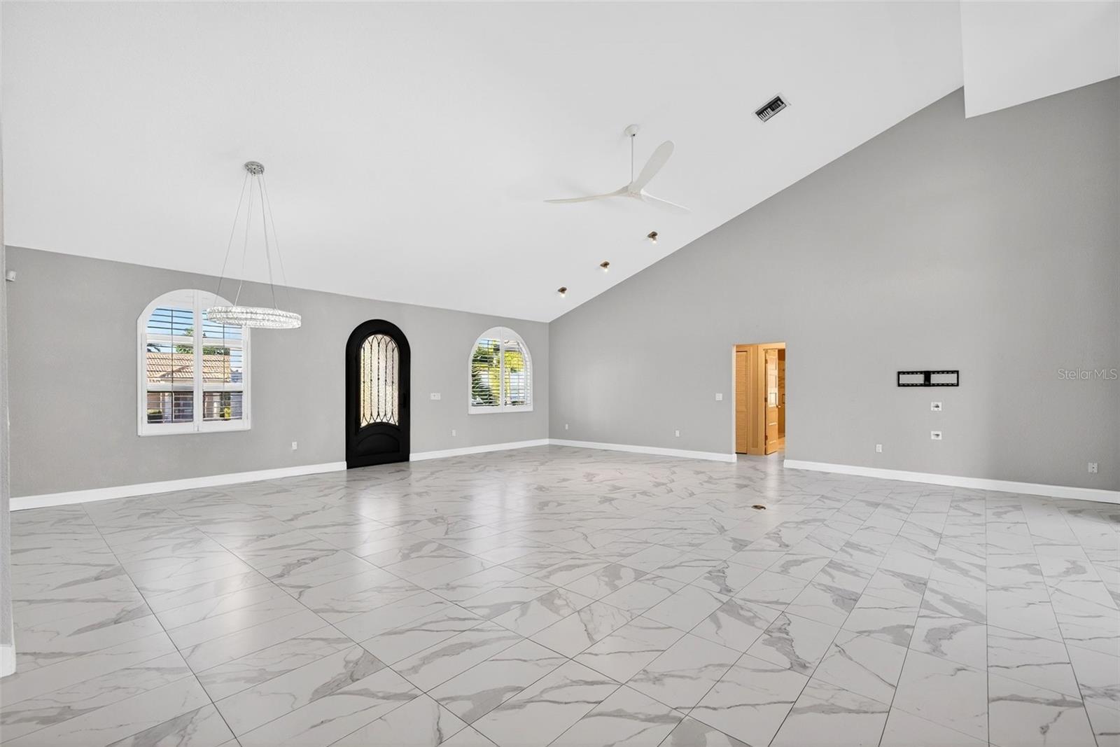 A4675541 Property Photo