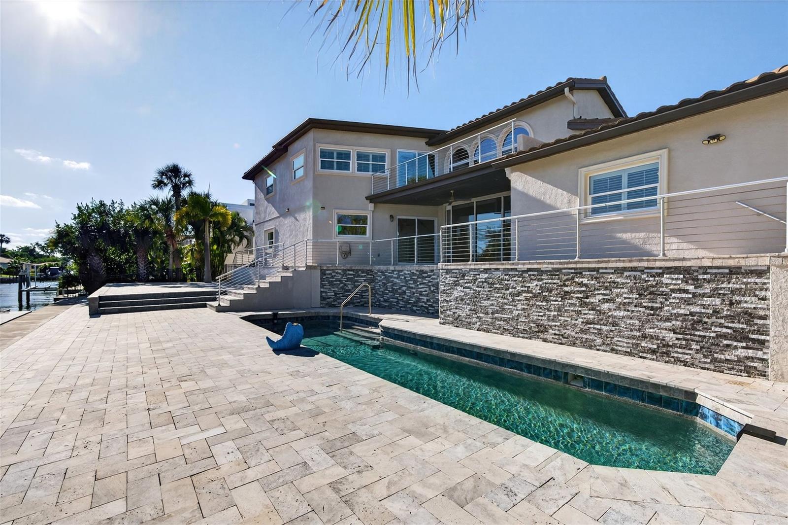 A4675541 Property Photo