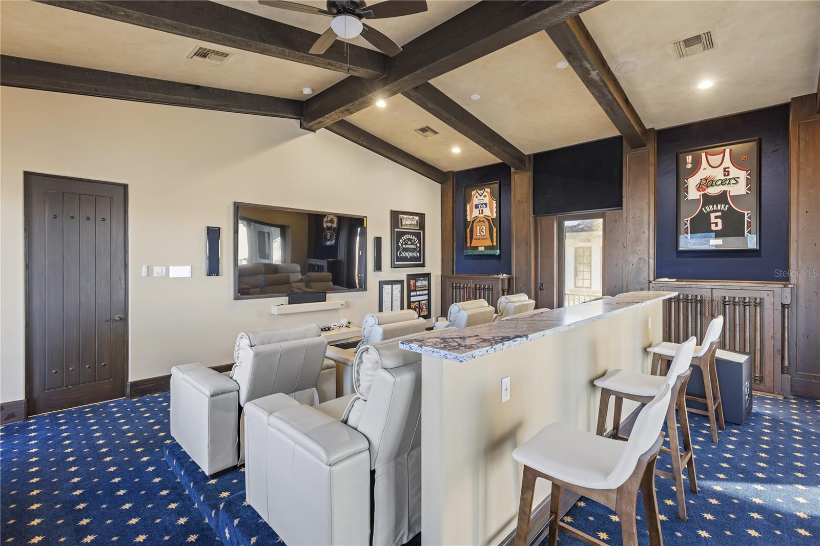 O6367935 Property Photo