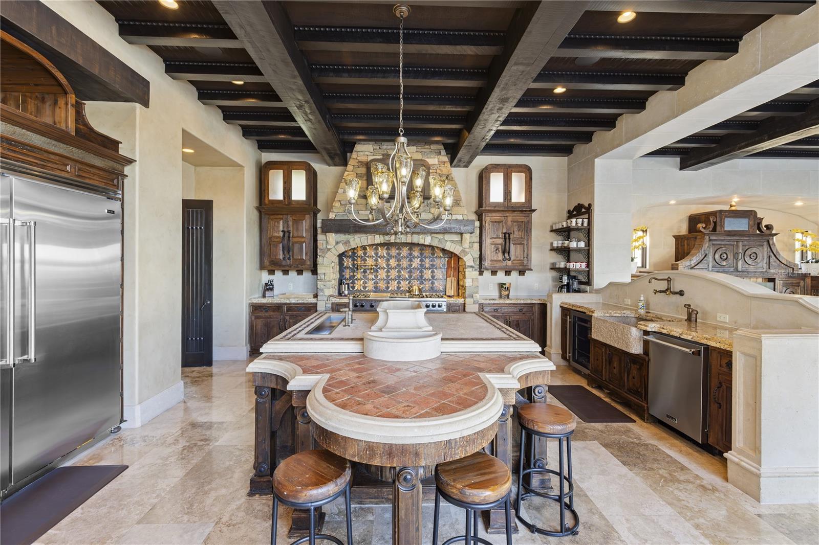 O6367935 Property Photo