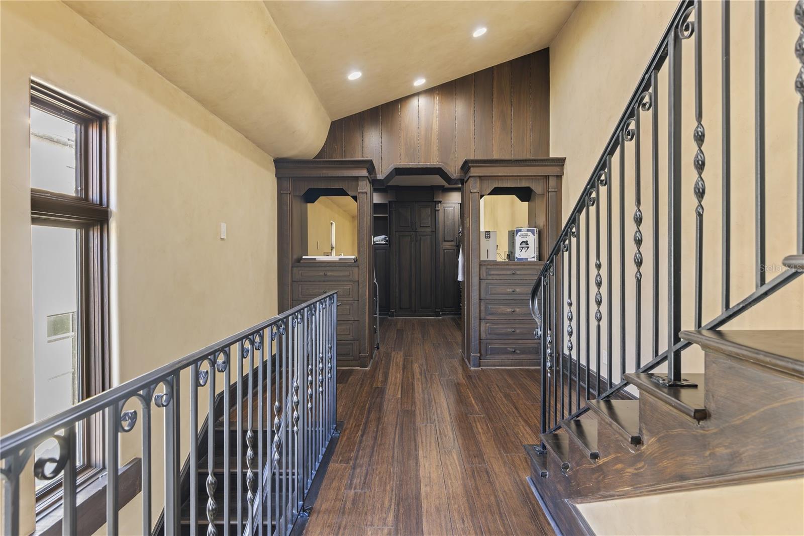 O6367935 Property Photo