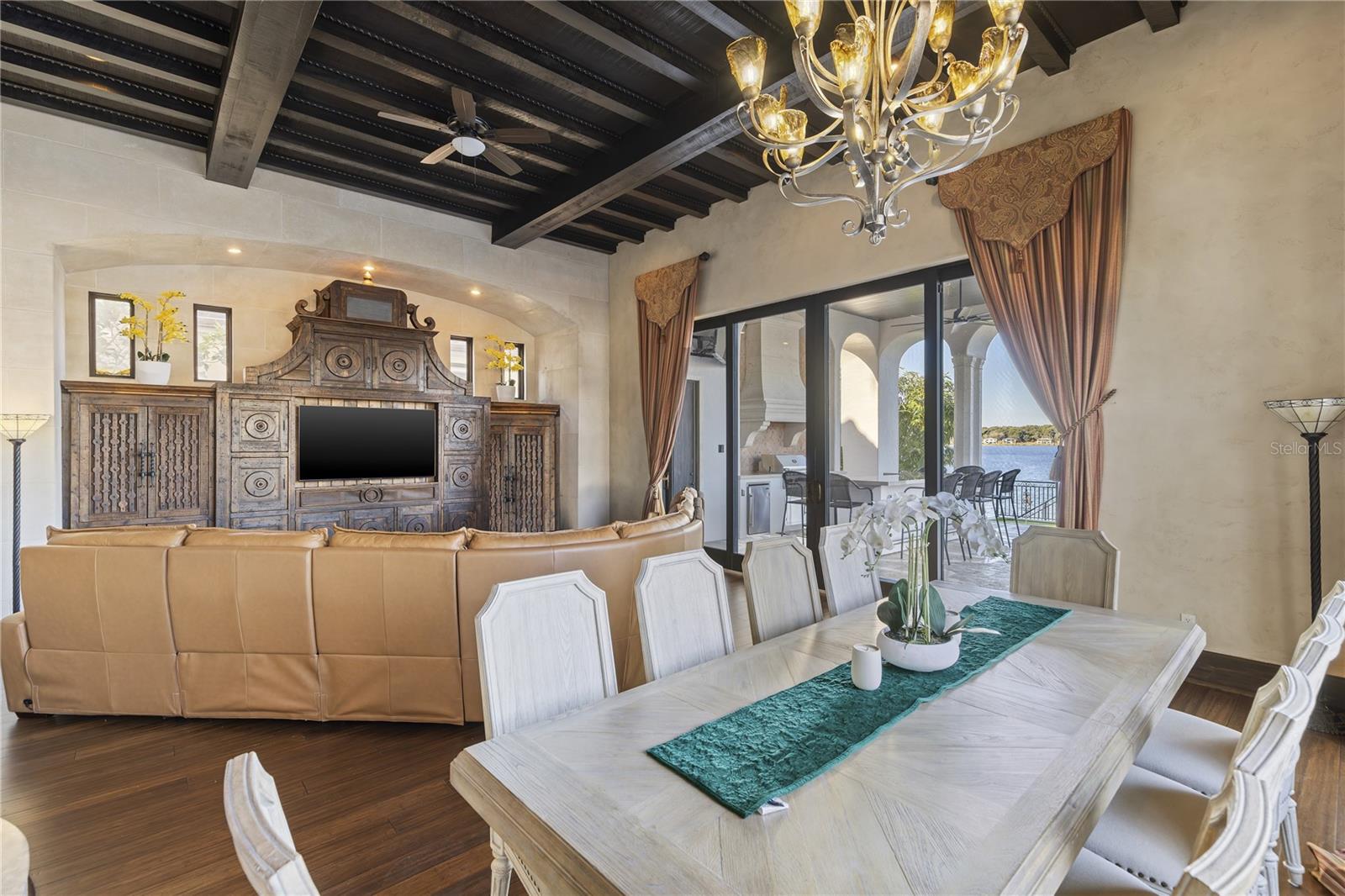 O6367935 Property Photo