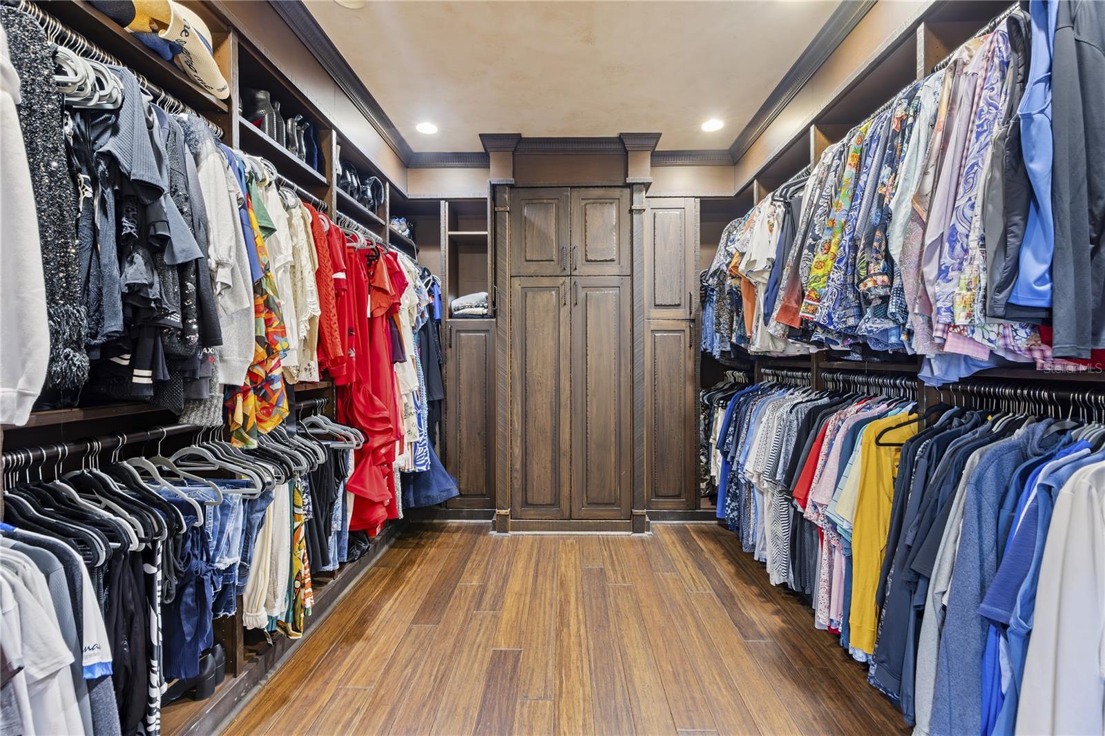 O6367935 Property Photo