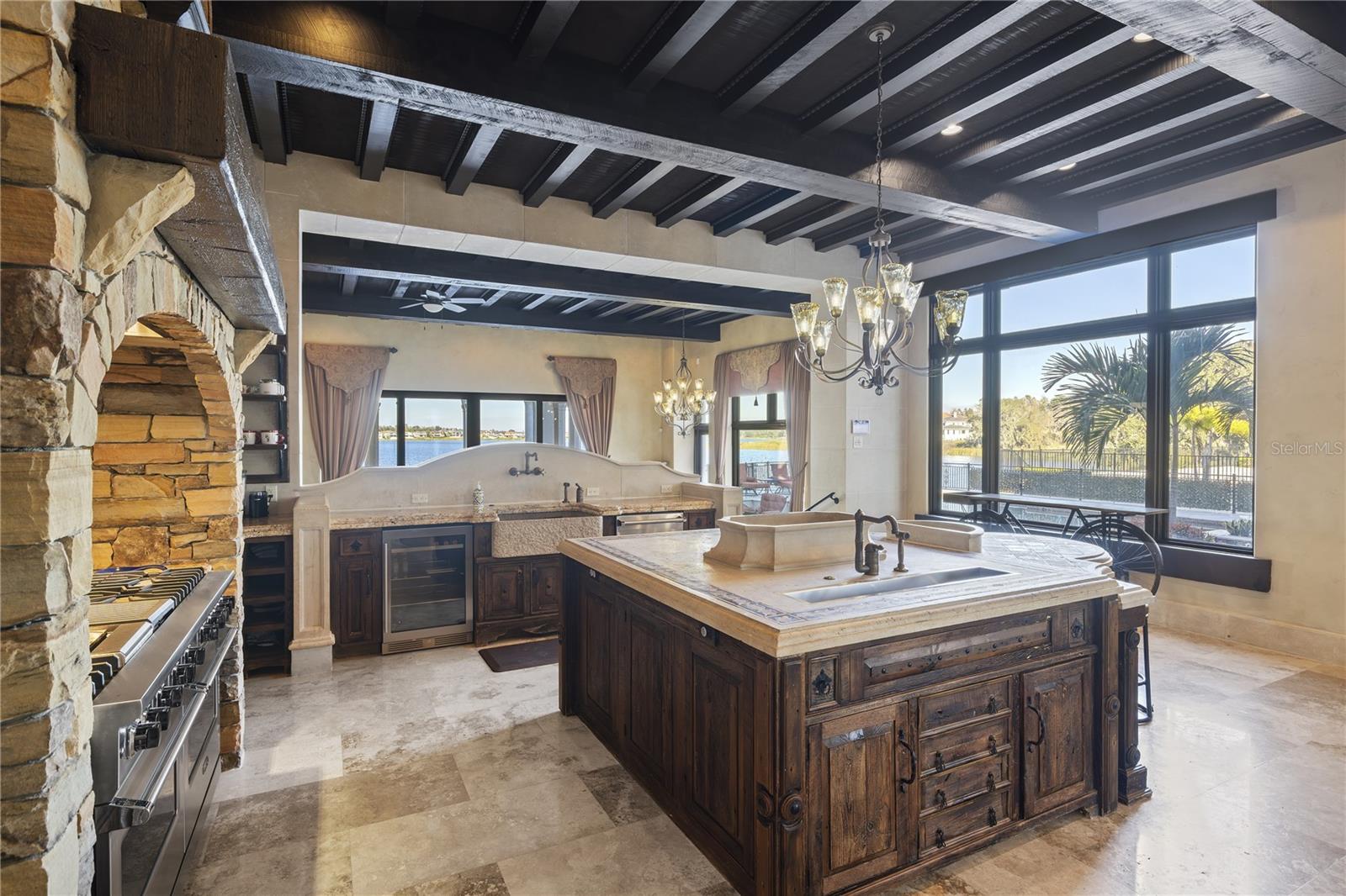 O6367935 Property Photo