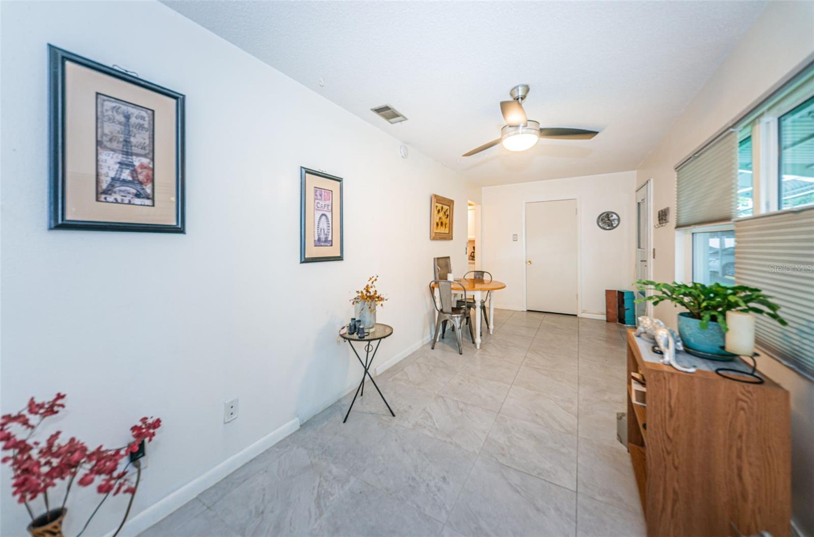 TB8457153 Property Photo