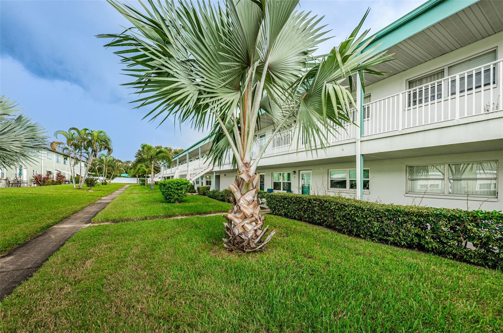 TB8457153 Property Photo