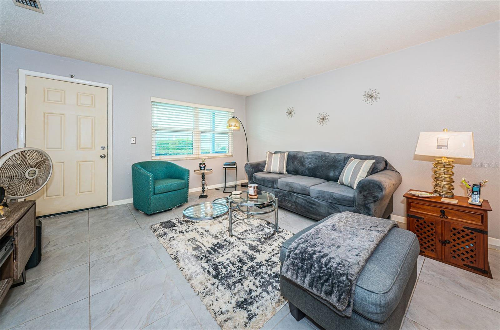 TB8457153 Property Photo