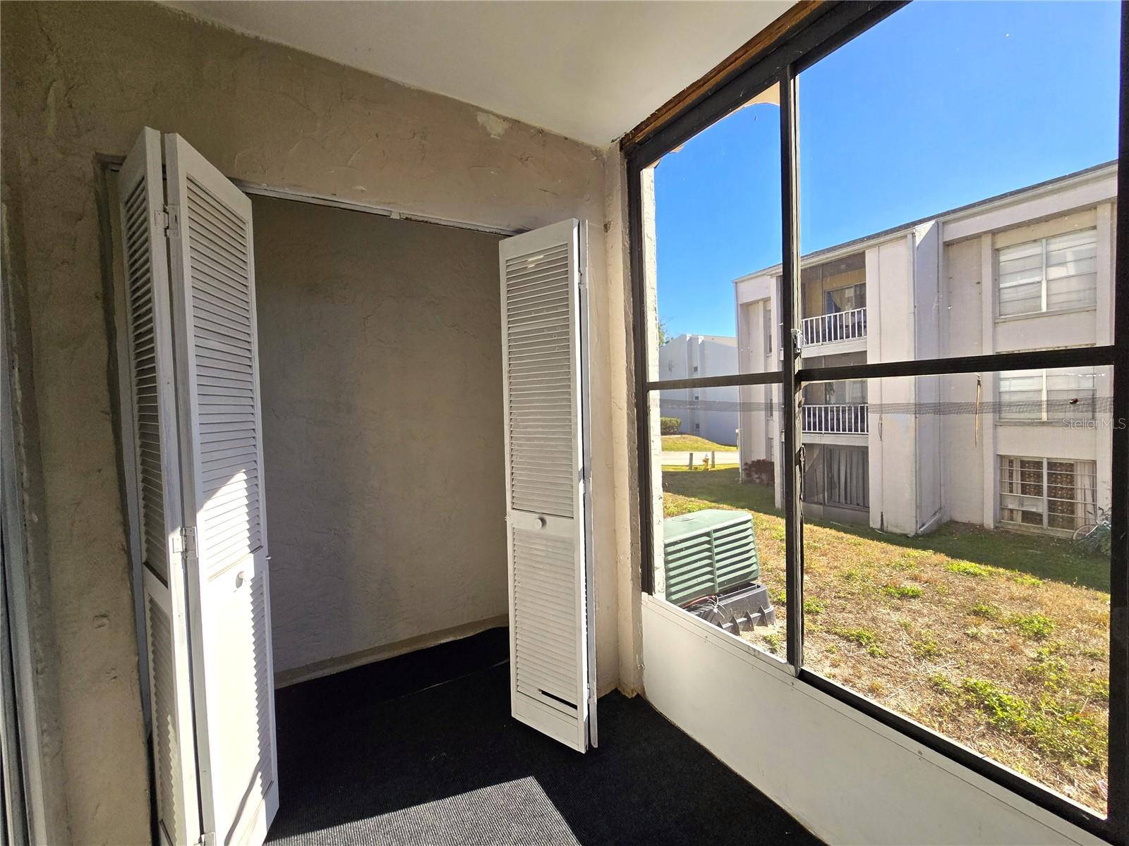 TB8457164 Property Photo