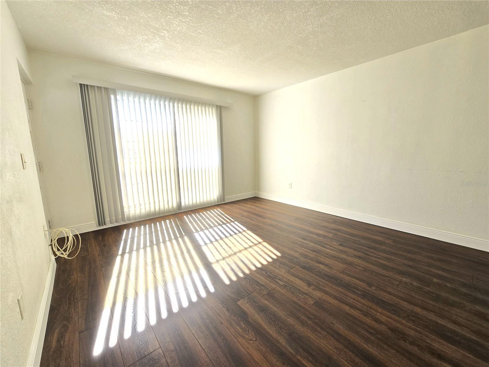 TB8457164 Property Photo