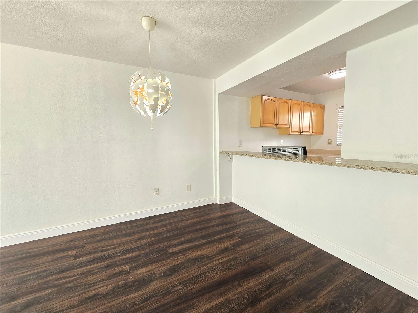 TB8457164 Property Photo