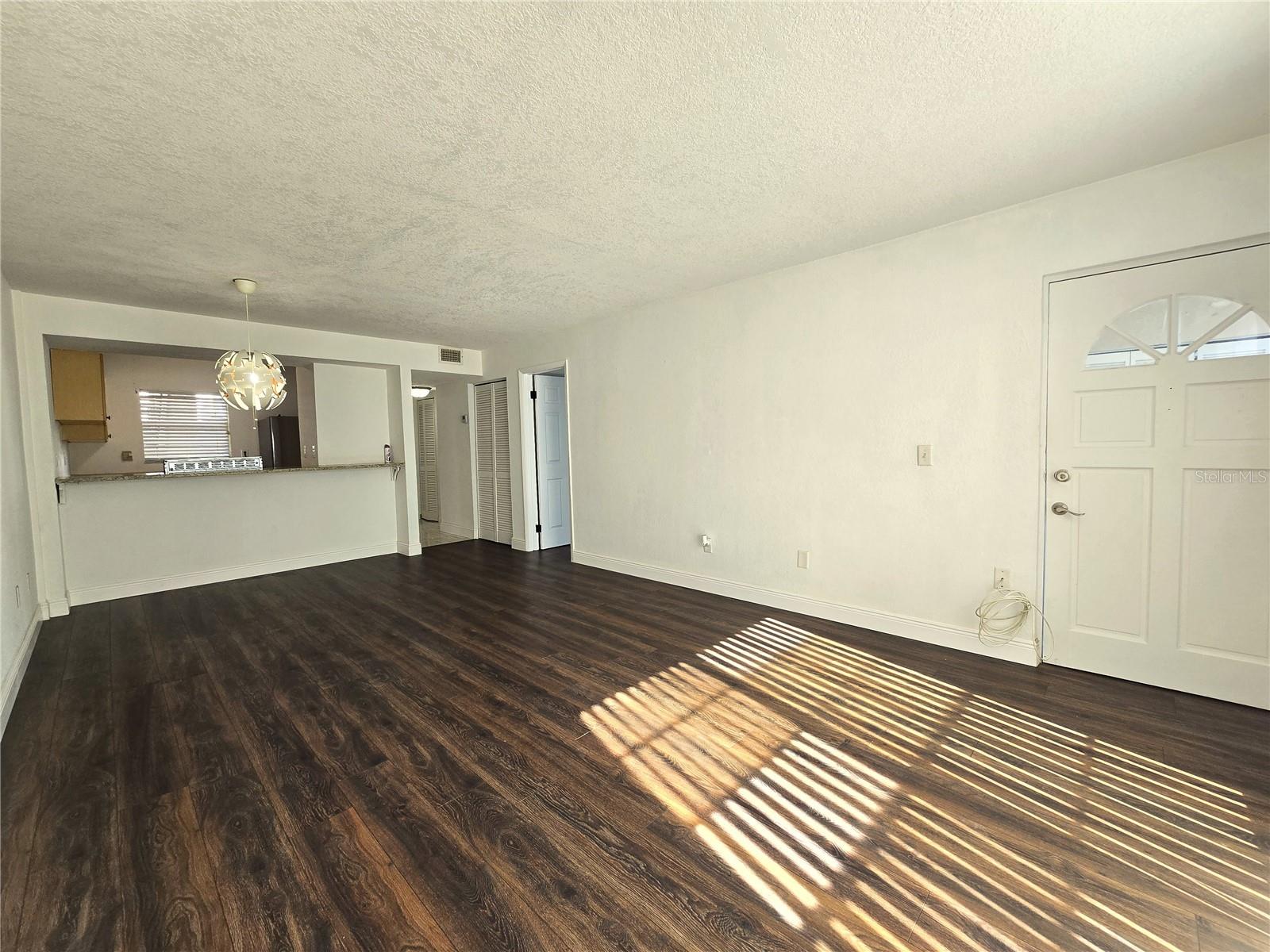 TB8457164 Property Photo