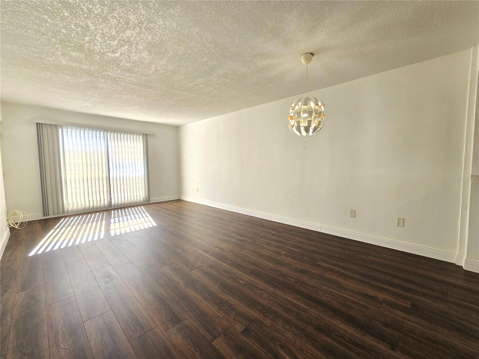 TB8457164 Property Photo