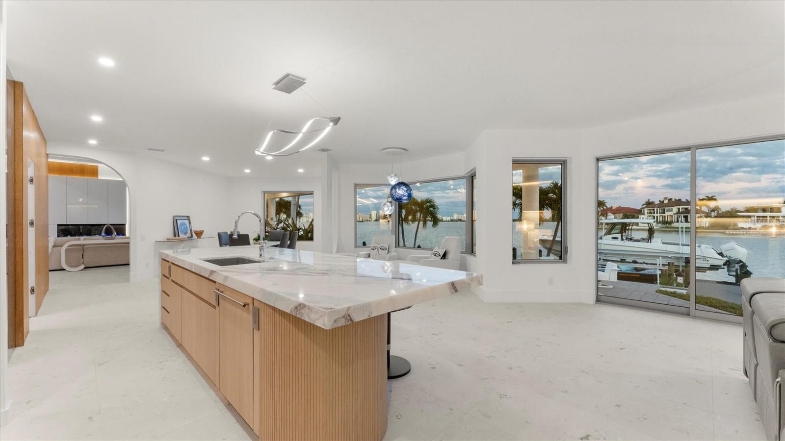 A4675575 Property Photo