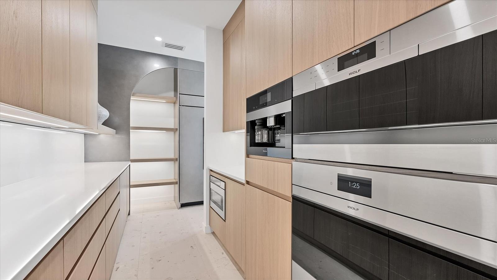 A4675575 Property Photo