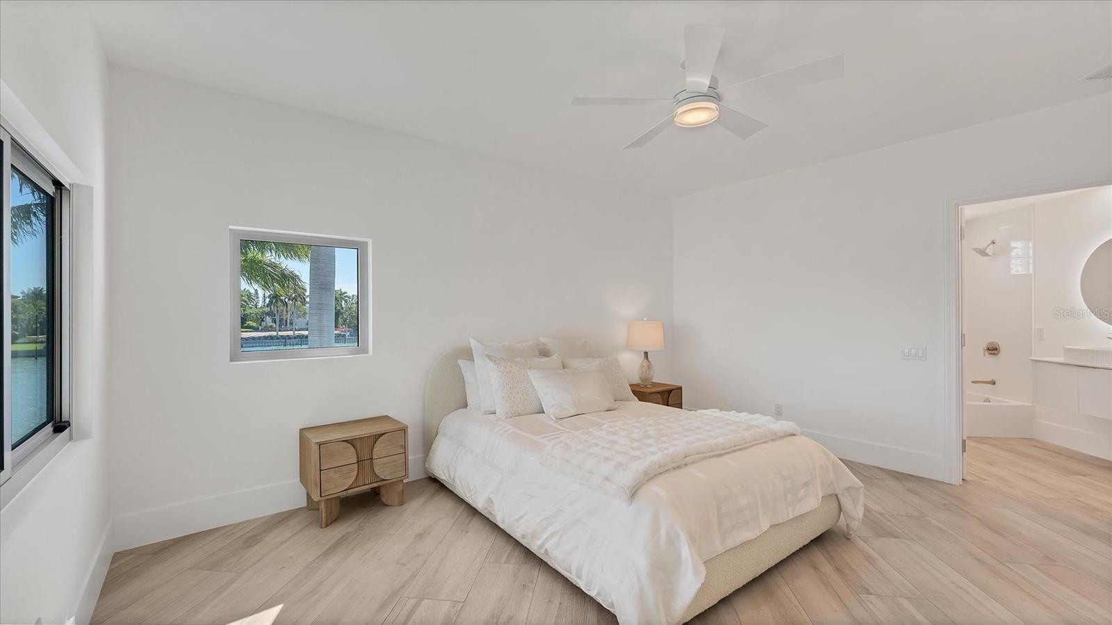 A4675575 Property Photo