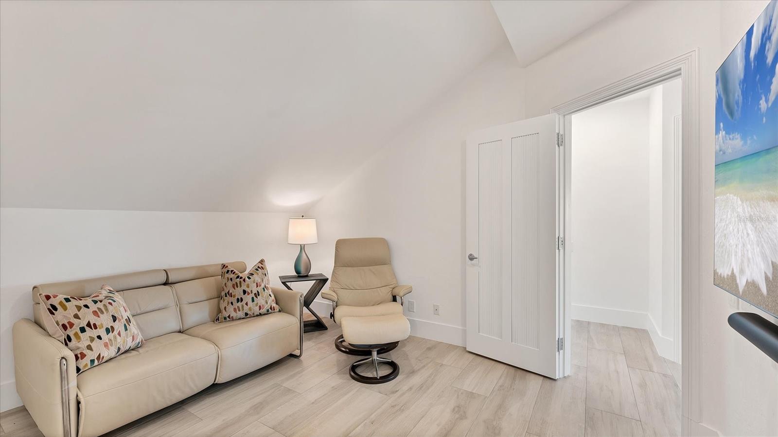 A4675575 Property Photo