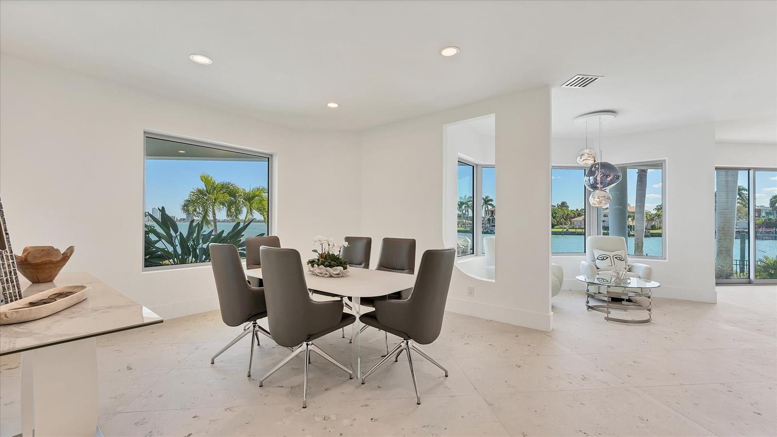 A4675575 Property Photo