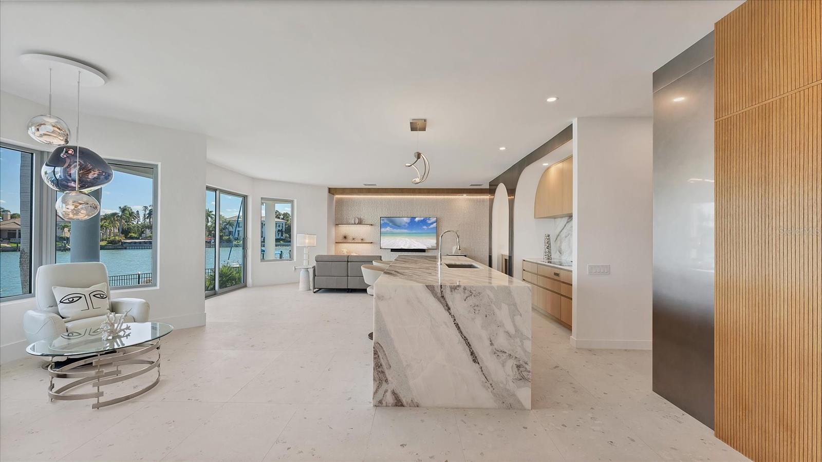 A4675575 Property Photo