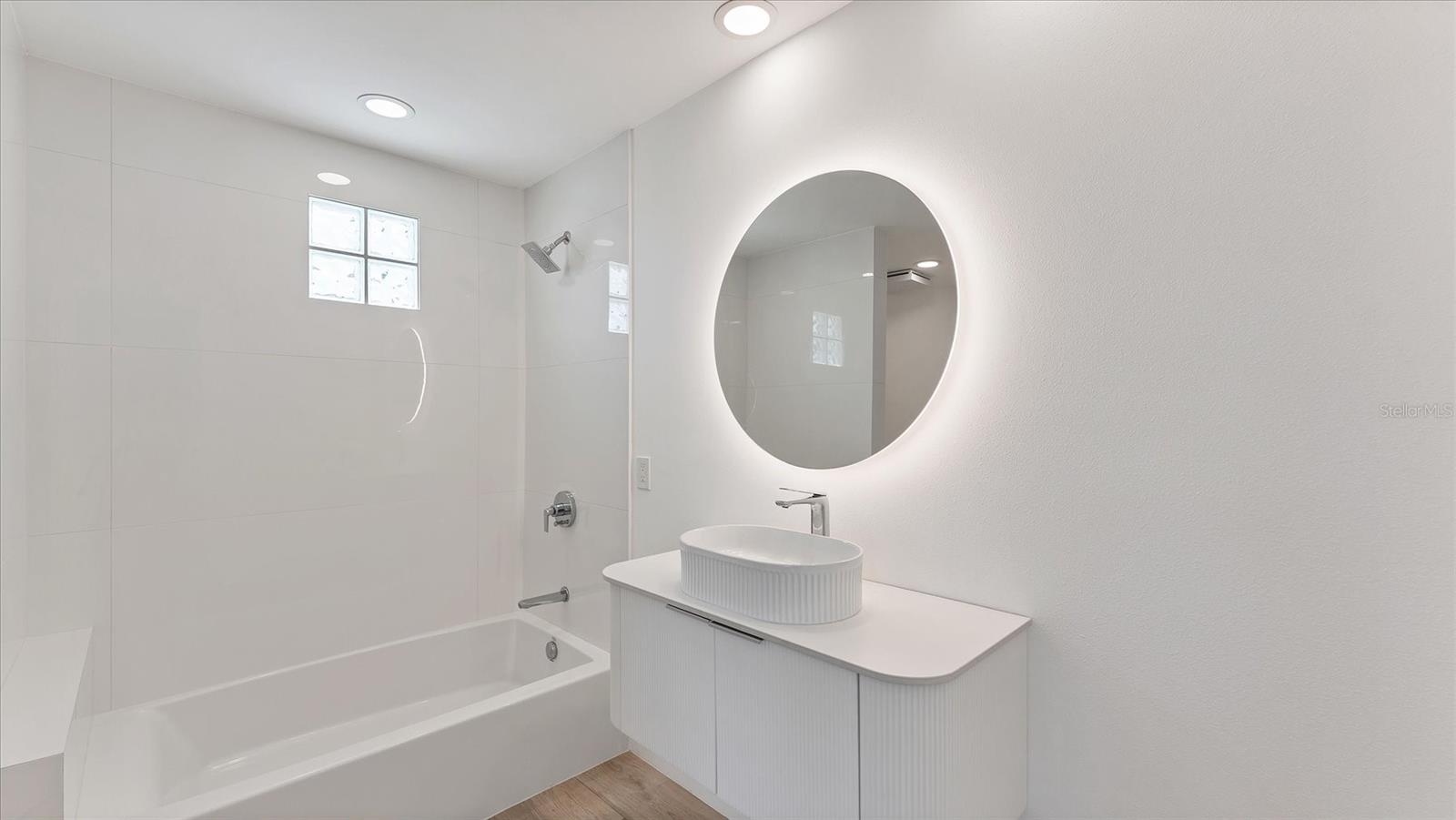 A4675575 Property Photo