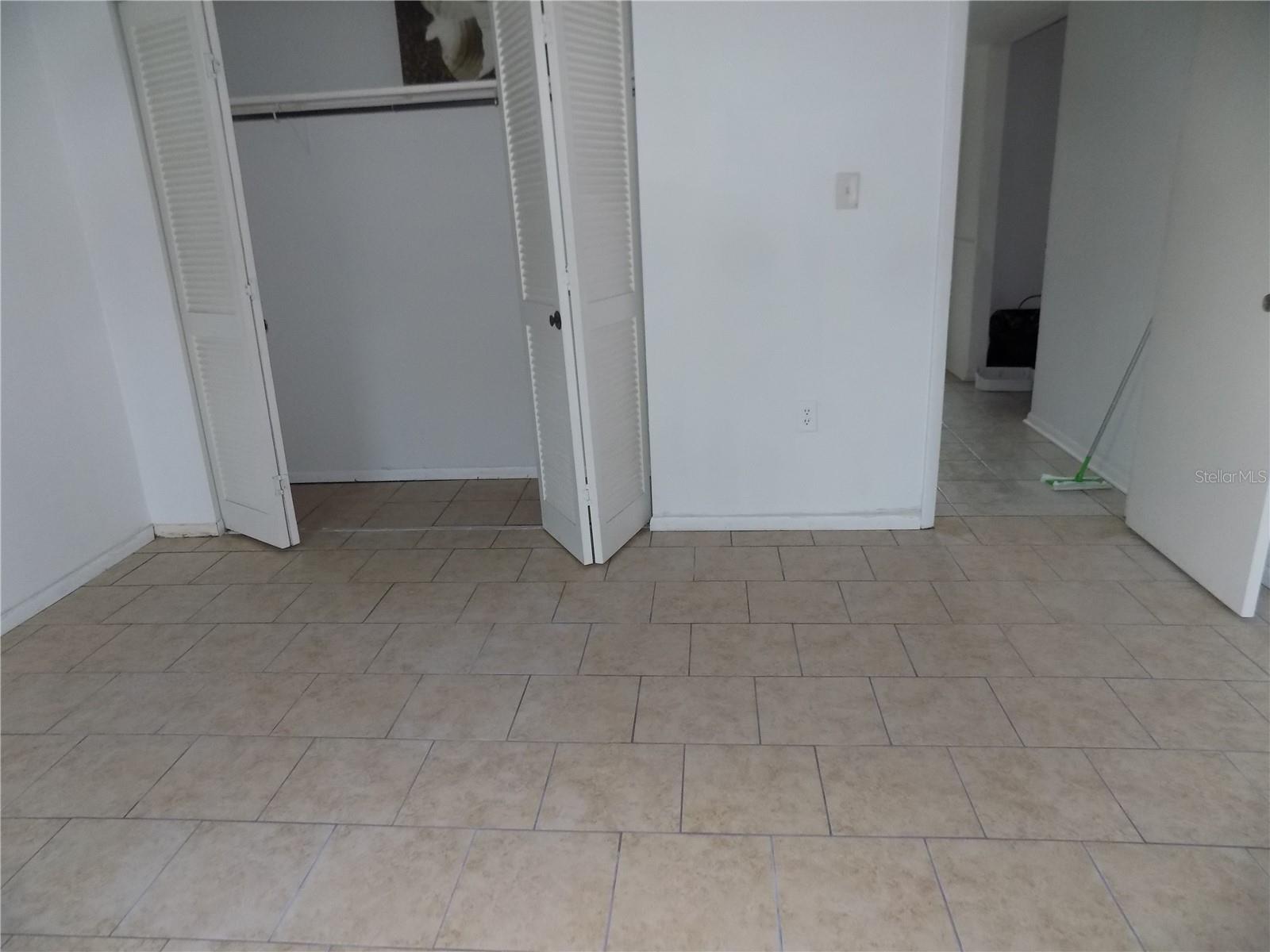 GC536080 Property Photo