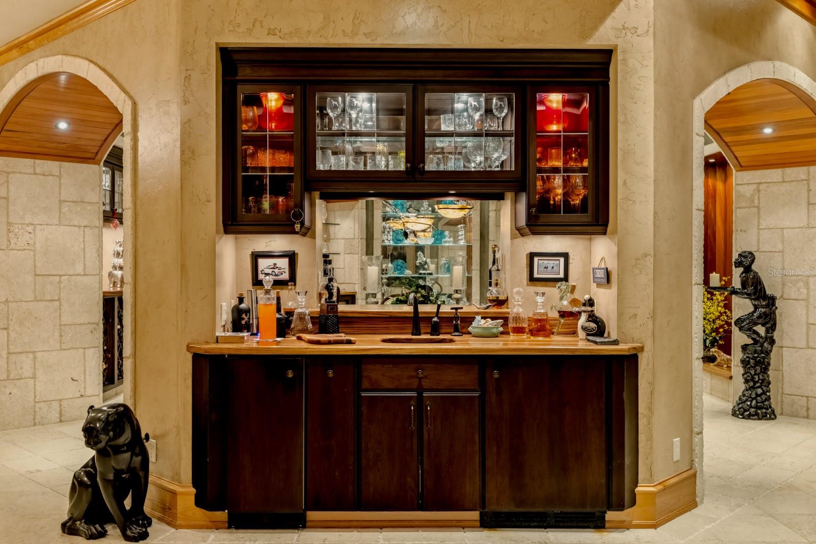 D6145234 Property Photo