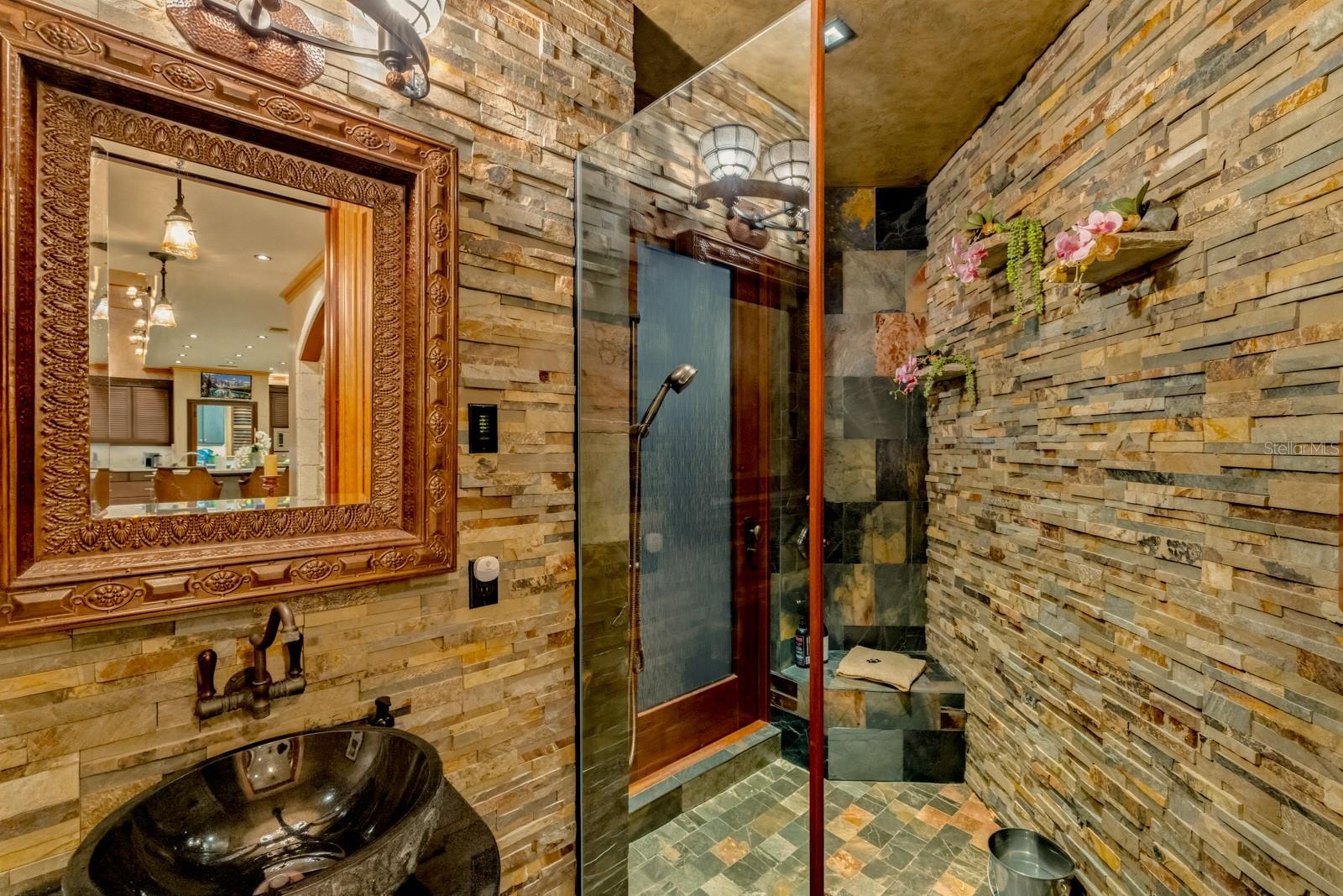 D6145234 Property Photo