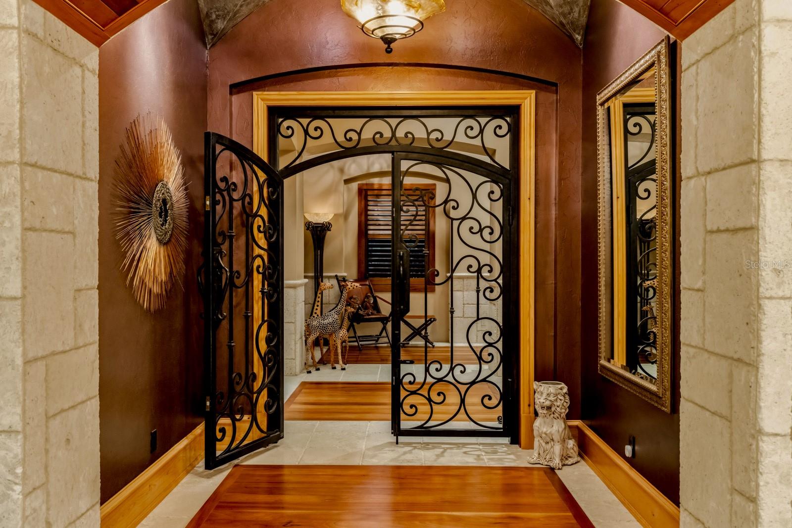 D6145234 Property Photo