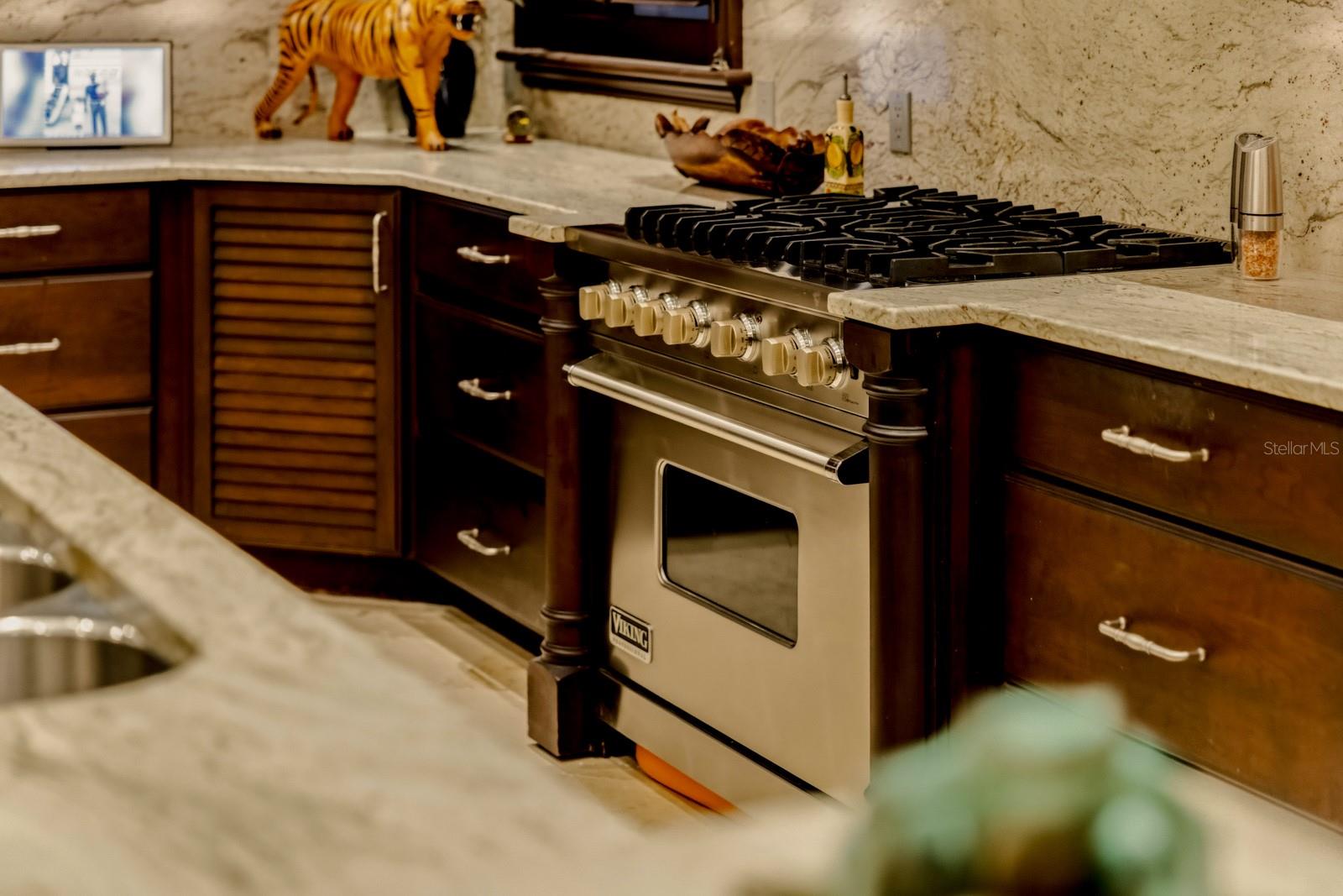 D6145234 Property Photo