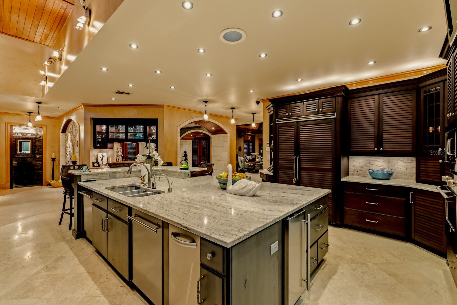 D6145234 Property Photo