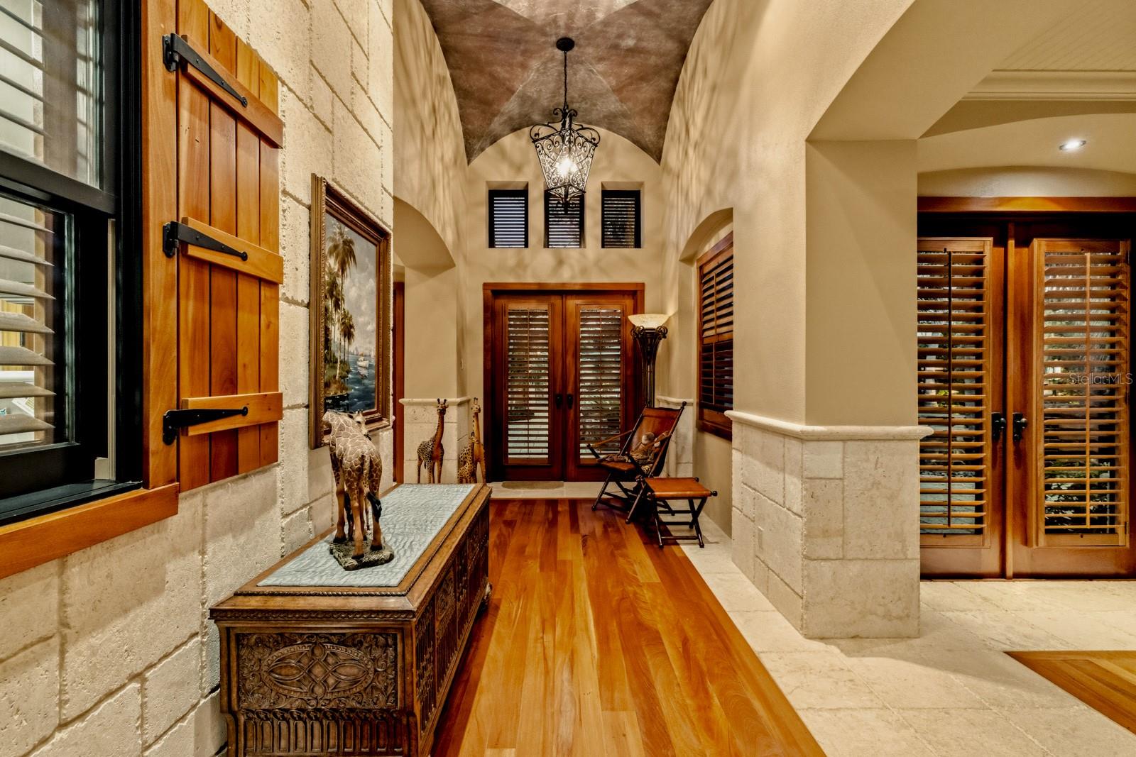 D6145234 Property Photo