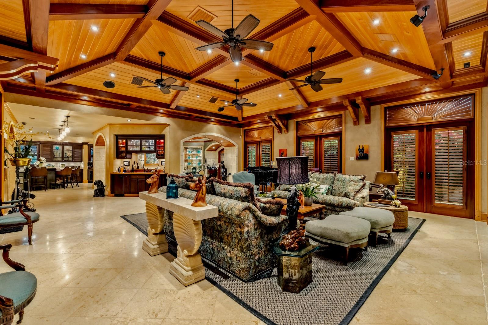 D6145234 Property Photo