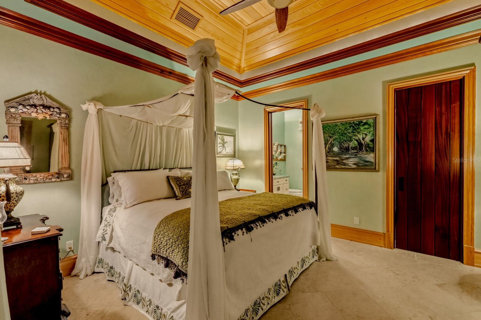 D6145234 Property Photo