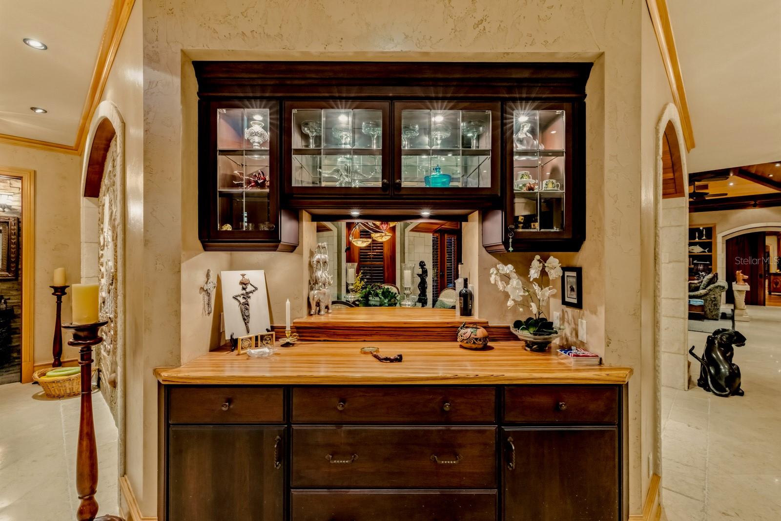 D6145234 Property Photo