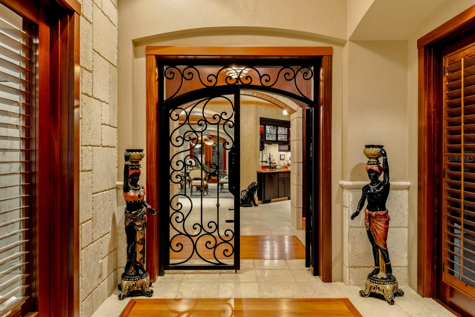 D6145234 Property Photo