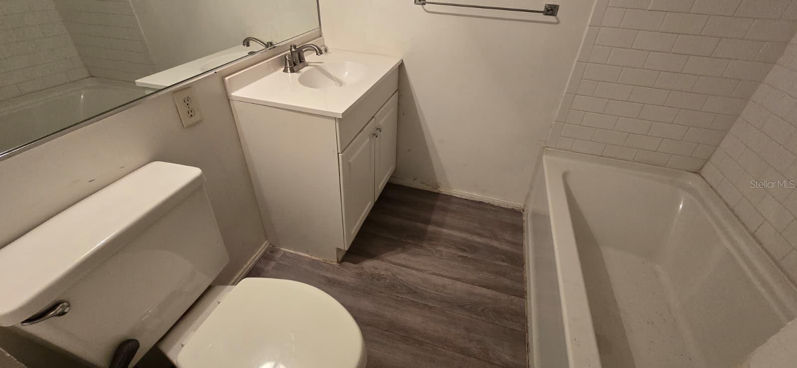 G5105656 Property Photo