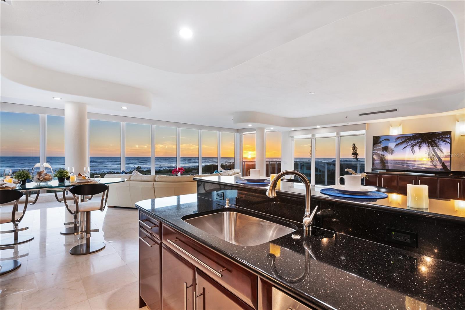 A4675609 Property Photo