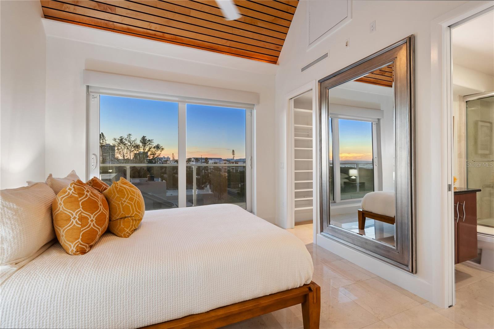 A4675609 Property Photo