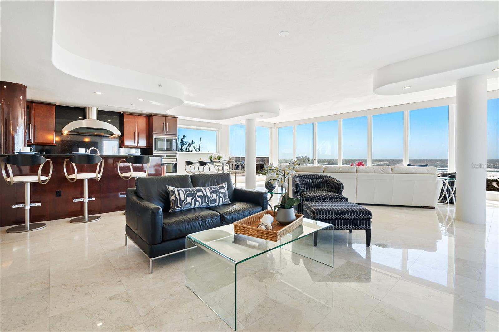 A4675609 Property Photo