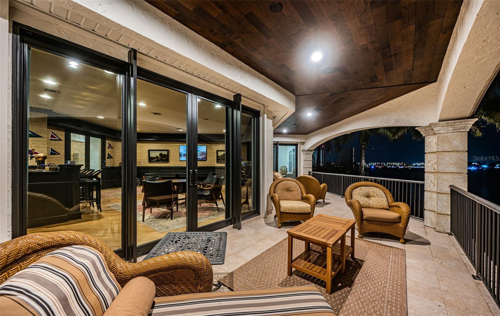 TB8457284 Property Photo