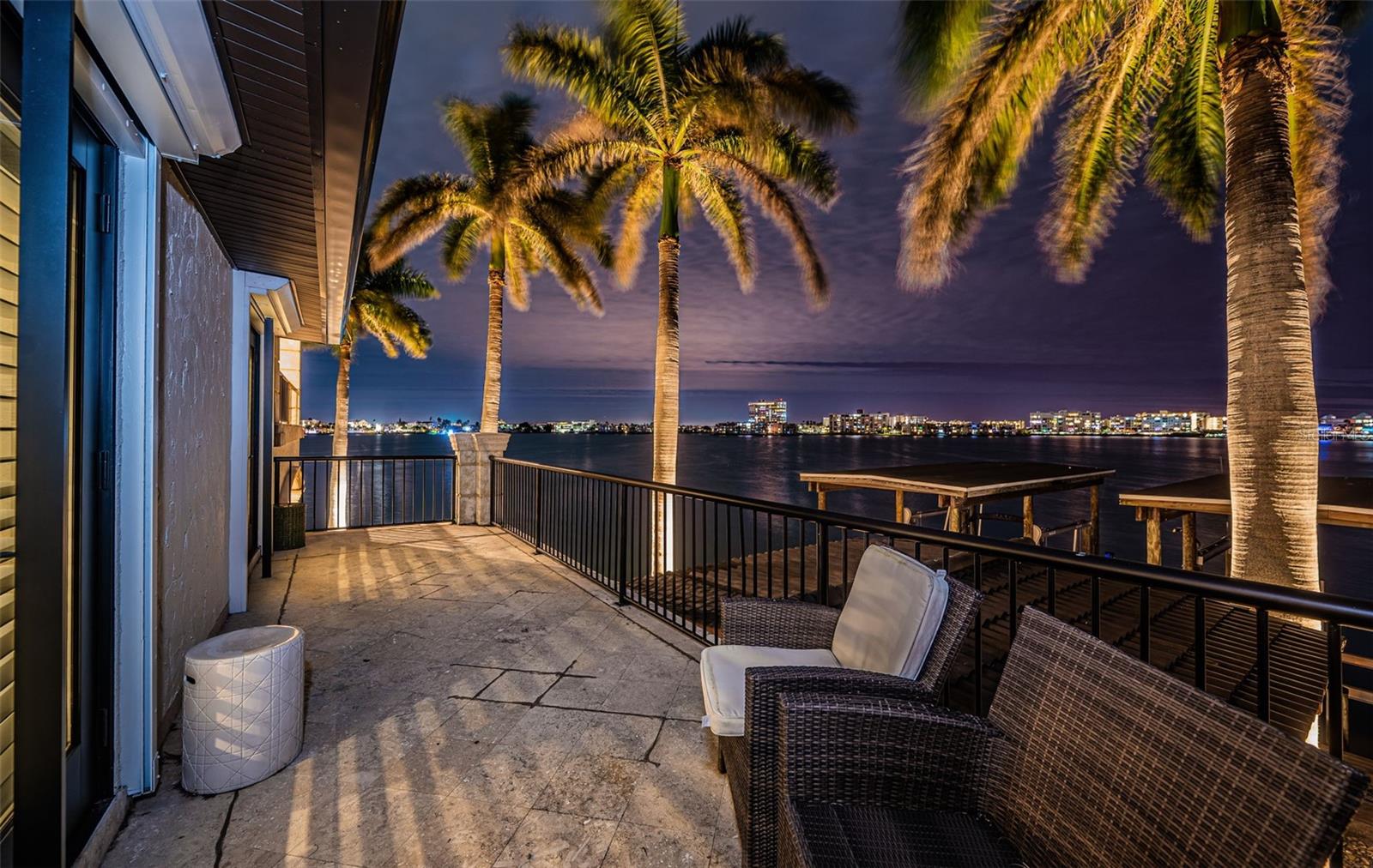 TB8457284 Property Photo