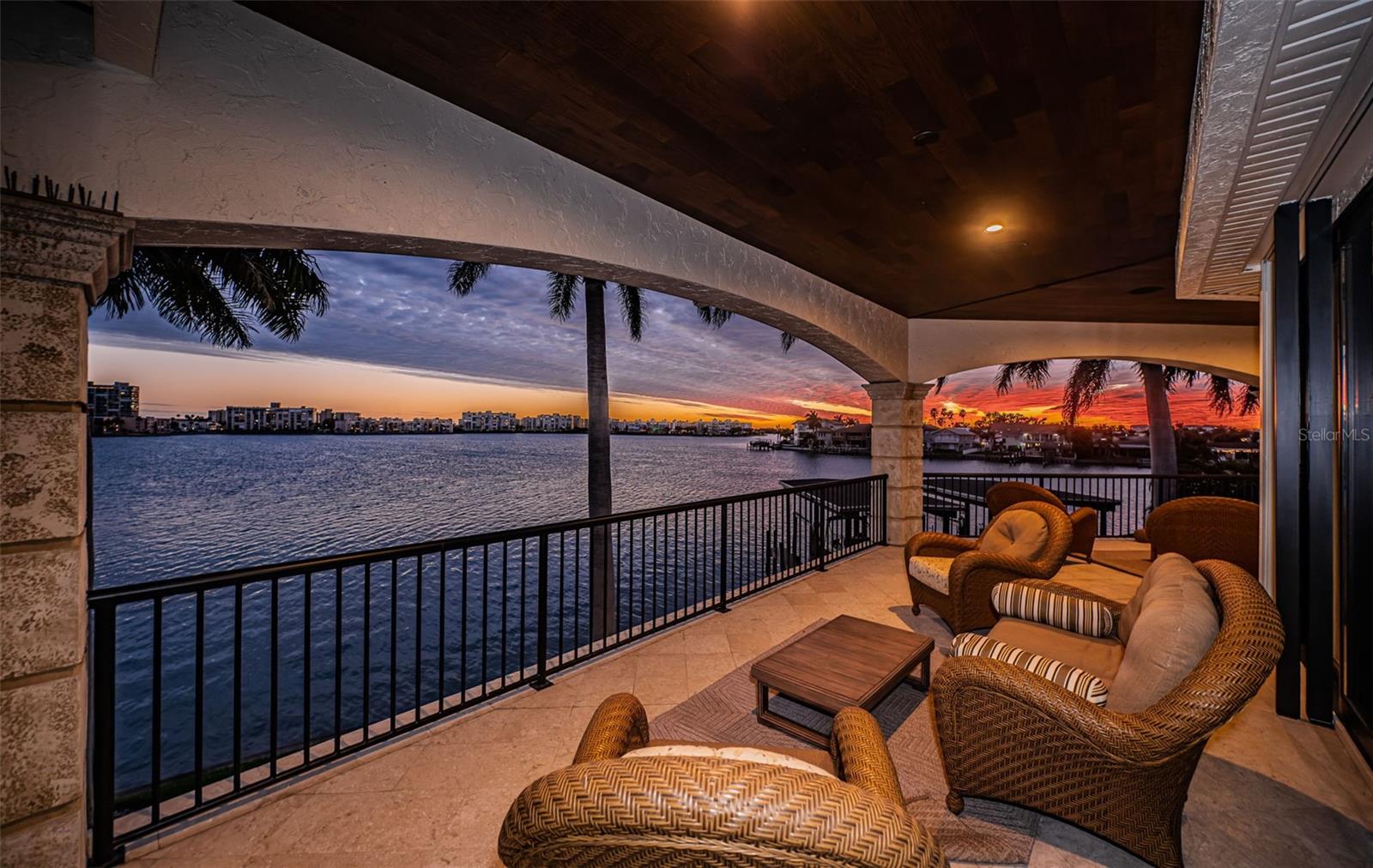 TB8457284 Property Photo