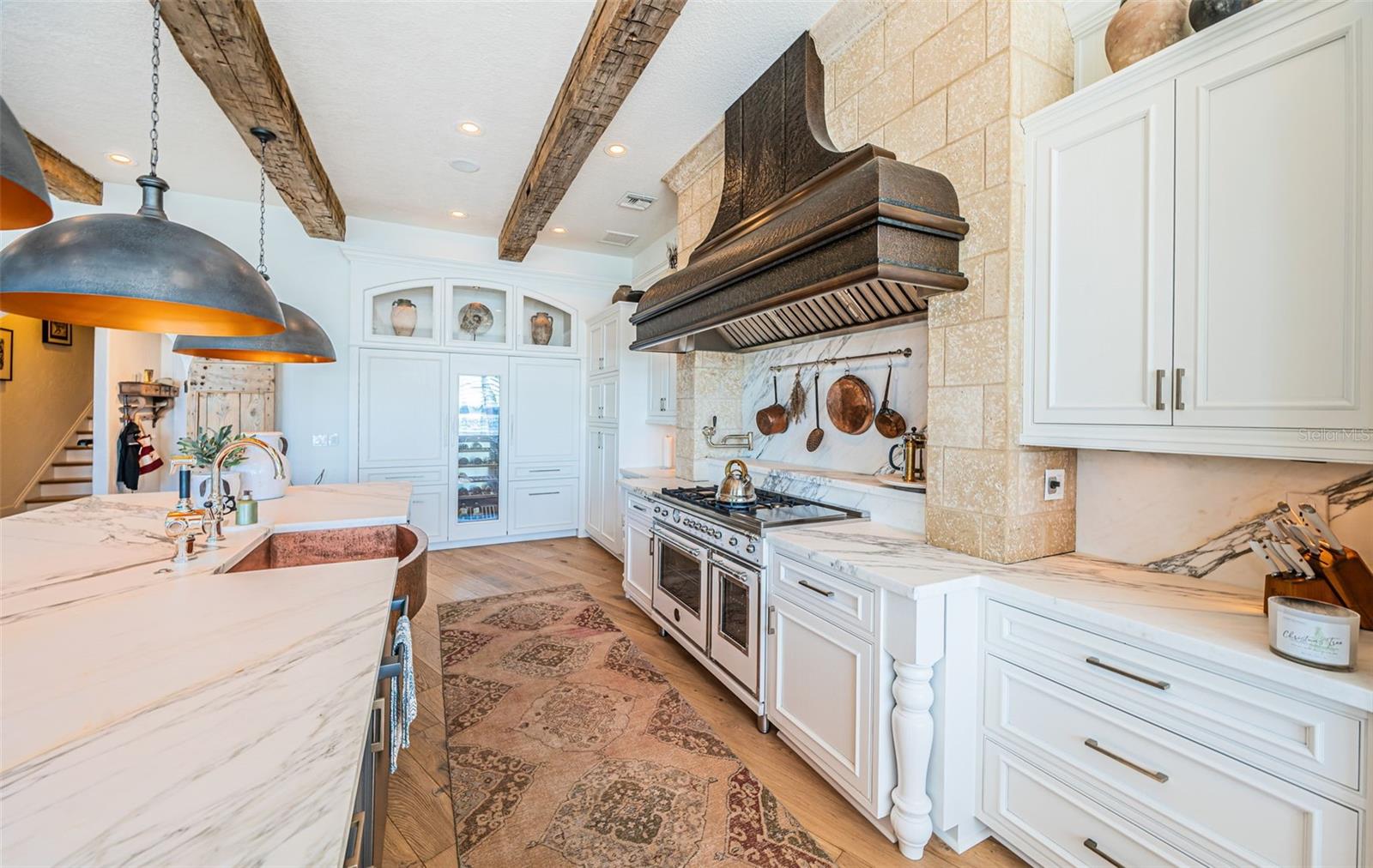 TB8457284 Property Photo