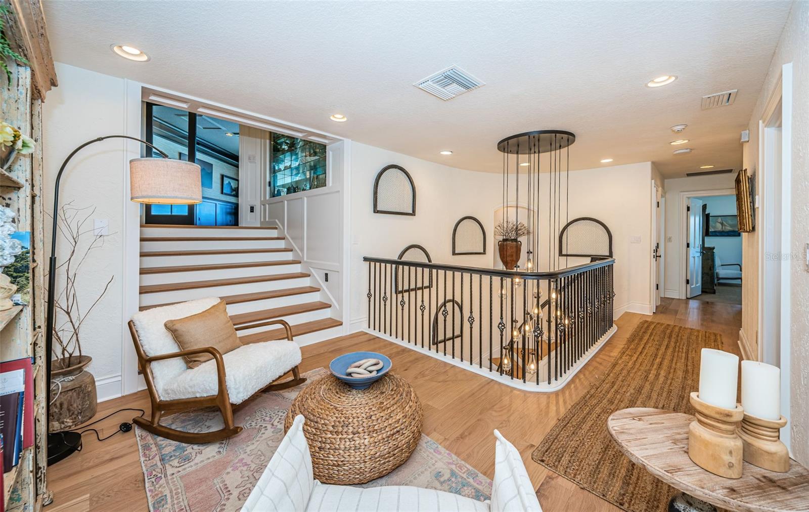 TB8457284 Property Photo