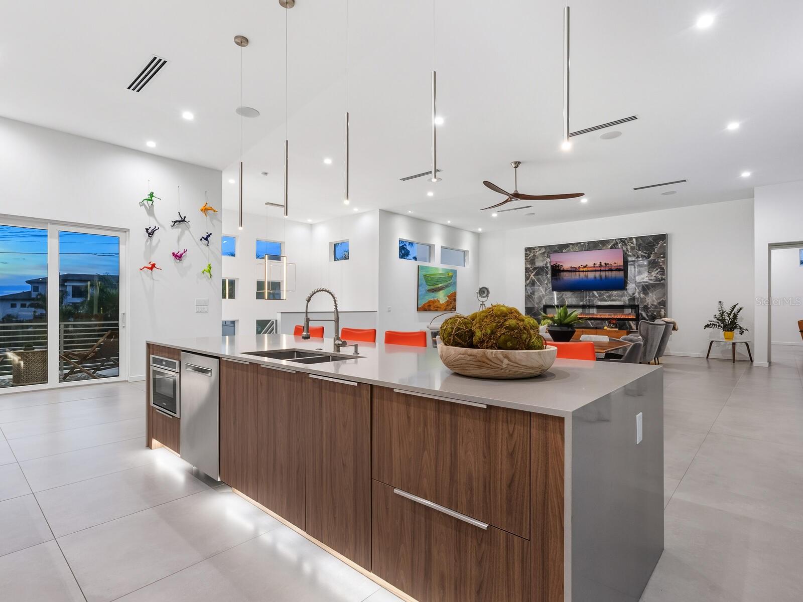 A4675610 Property Photo