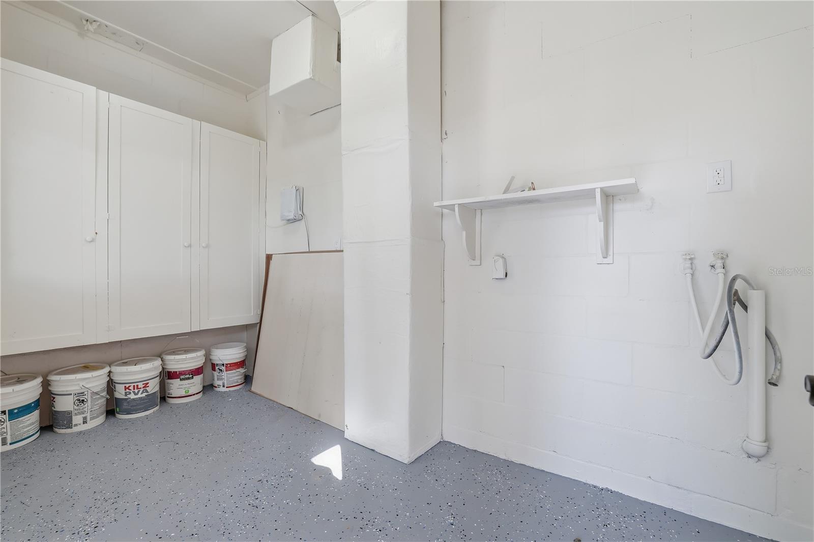 TB8457354 Property Photo