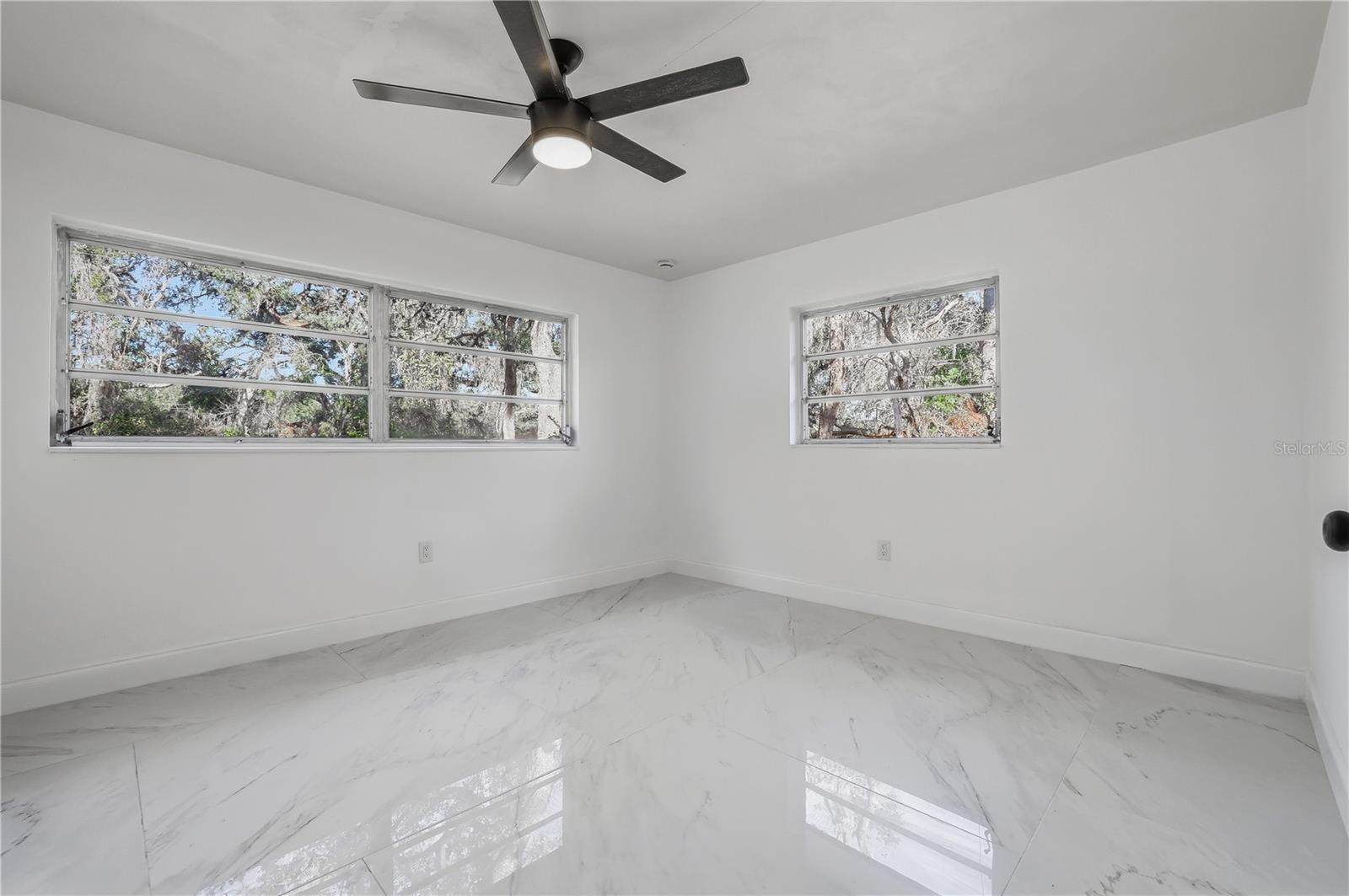 TB8457354 Property Photo